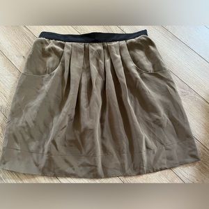 BCBGmaxazria skirt size 4